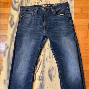Levi’s Denizen Slim Straight Fit Blue Jeans size 36x34see pics re measurements